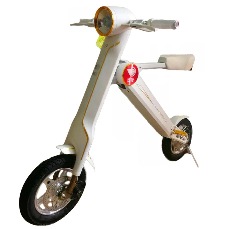 Scooter elettrico pieghevole a due ruote
